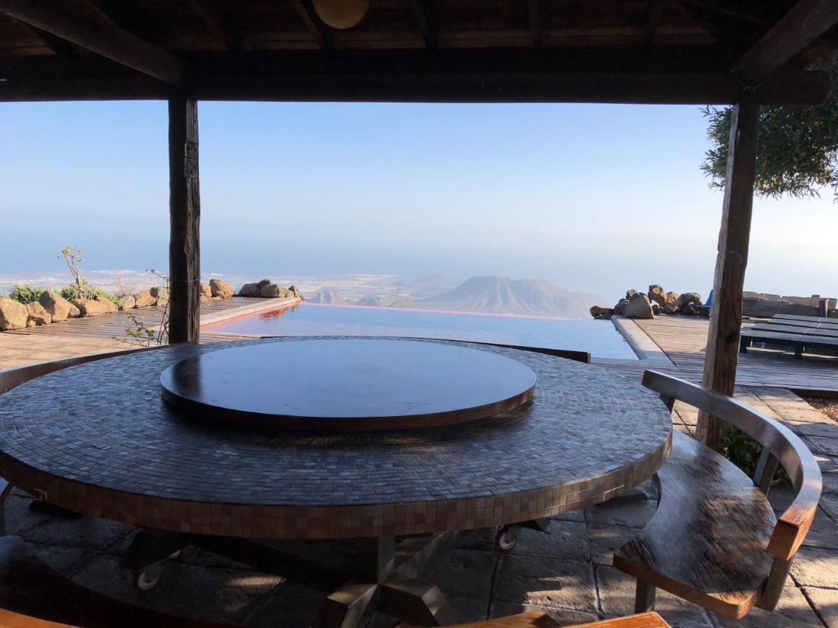 Historic Canarian House, Private Heated Infinity Pool, Bbq, Wifi + Panoramic Ocean Views Arona  Exteriör bild
